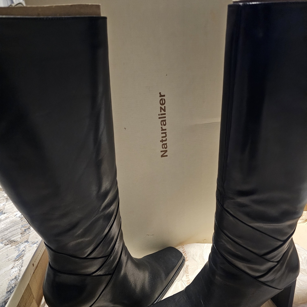 Naturalizer Black Leather Knee-High Heeled Boots